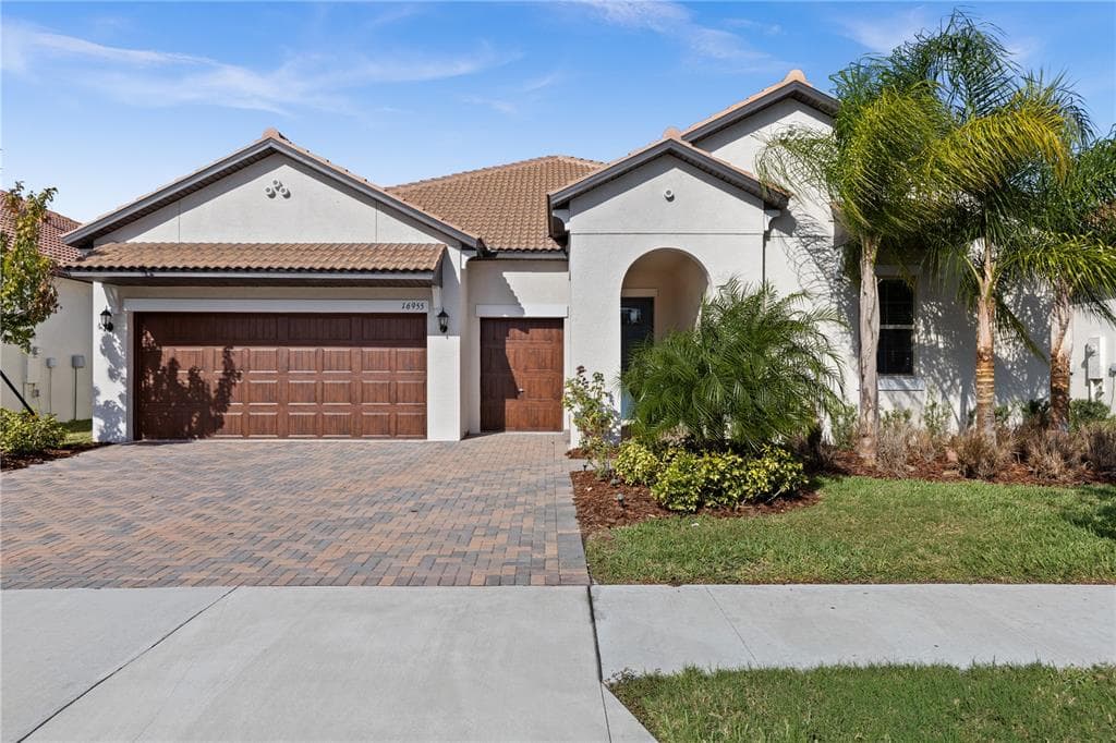 16955 SCUBA CREST STREET WIMAUMA, FL 33598