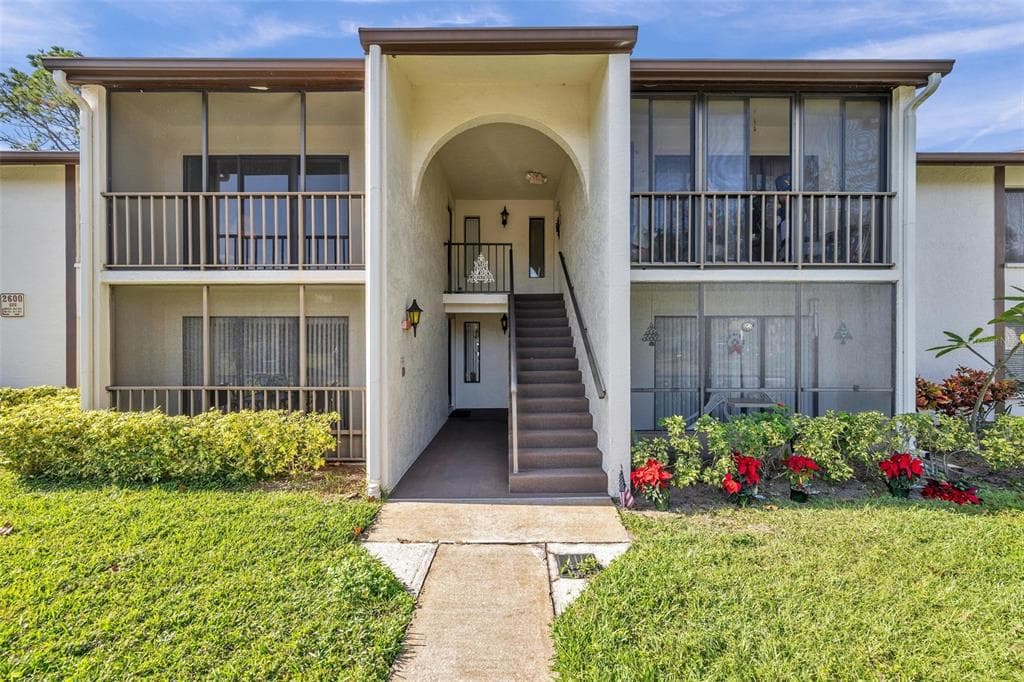 2600 PINE RIDGE WAY S UNIT A2 PALM HARBOR, FL 34684