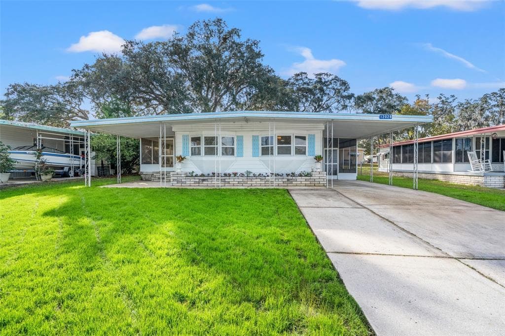 12028 FAIRWAY AVENUE BROOKSVILLE, FL 34613
