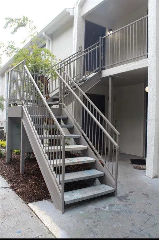 7504 TIMBERSTONE DRIVE UNIT 13G TAMPA, FL 33615