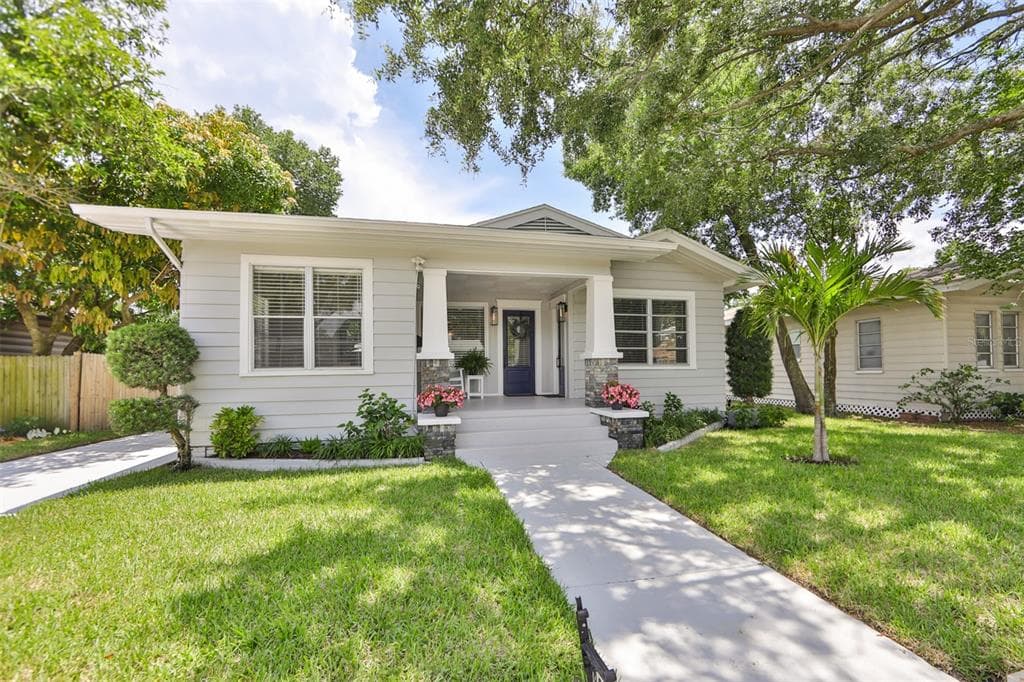 405-405 1/2 E PARIS STREET TAMPA, FL 33604