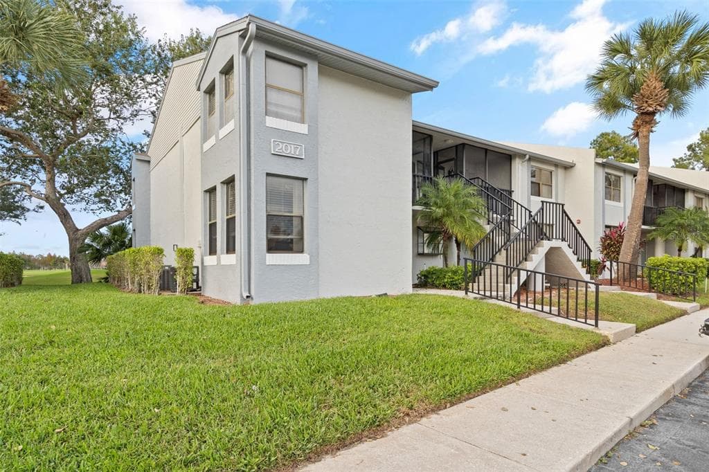2017 SKIMMER COURT W UNIT 411 CLEARWATER, FL 33762