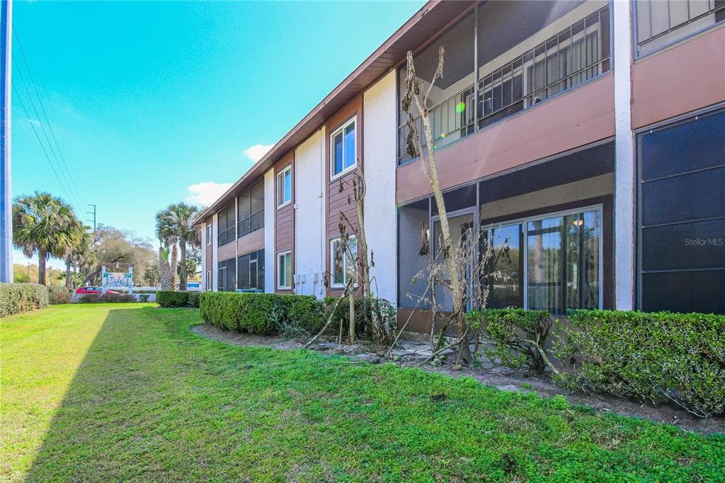 39132 COUNTY ROAD 54 UNIT 2128 ZEPHYRHILLS, FL 33542
