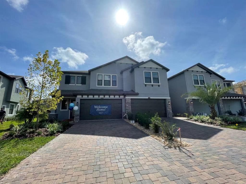 4612 ALMADA LANE WESLEY CHAPEL, FL 33543