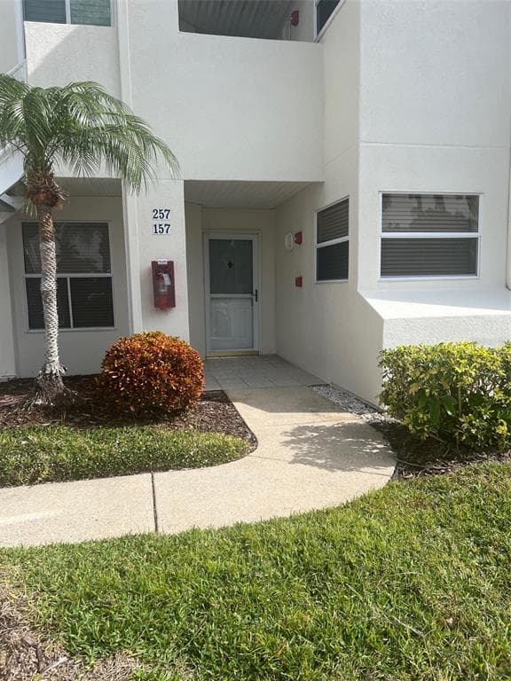 6011 BAHIA DEL MAR BOULEVARD UNIT 157 ST PETERSBURG, FL 33715