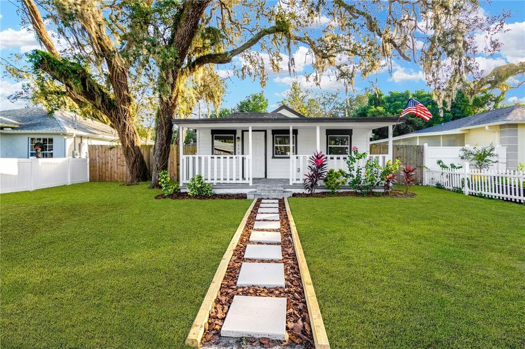 1707 E NEW ORLEANS AVENUE TAMPA, FL 33610