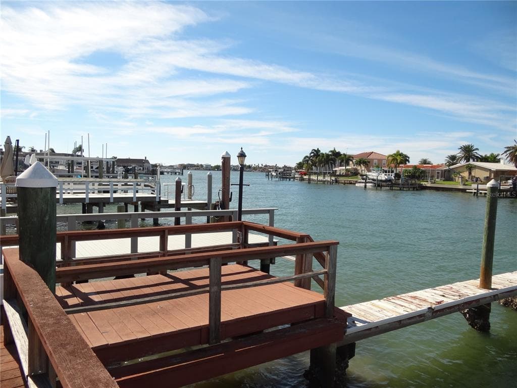 531 BOCA CIEGA POINT BOULEVARD N UNIT 2707 ST PETERSBURG, FL 33708