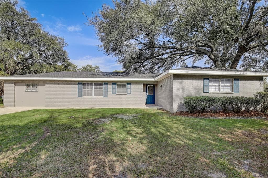 720 ORANGE VALLEY CIRCLE LAKELAND, FL 33813