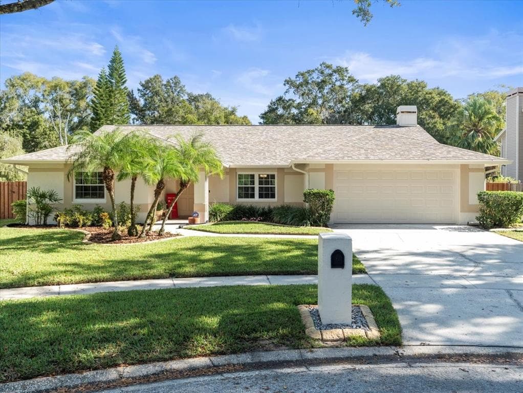 16917 CEDAR BLUFF DRIVE TAMPA, FL 33618