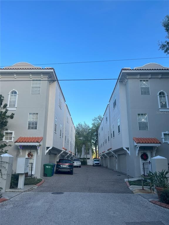608 S MATANZAS AVENUE UNIT 6 TAMPA, FL 33609