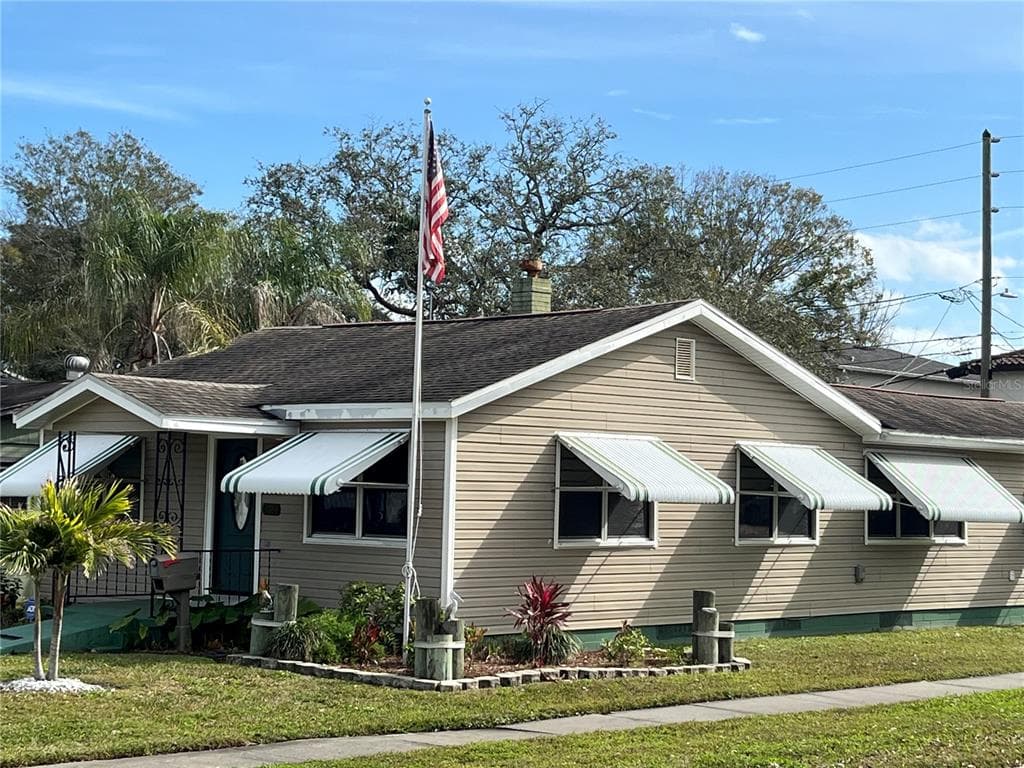 488 36TH AVENUE N ST PETERSBURG, FL 33704
