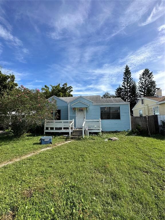 6295 33RD WAY N ST PETERSBURG, FL 33702