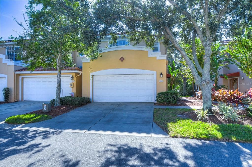 176 VALENCIA CIRCLE ST PETERSBURG, FL 33716