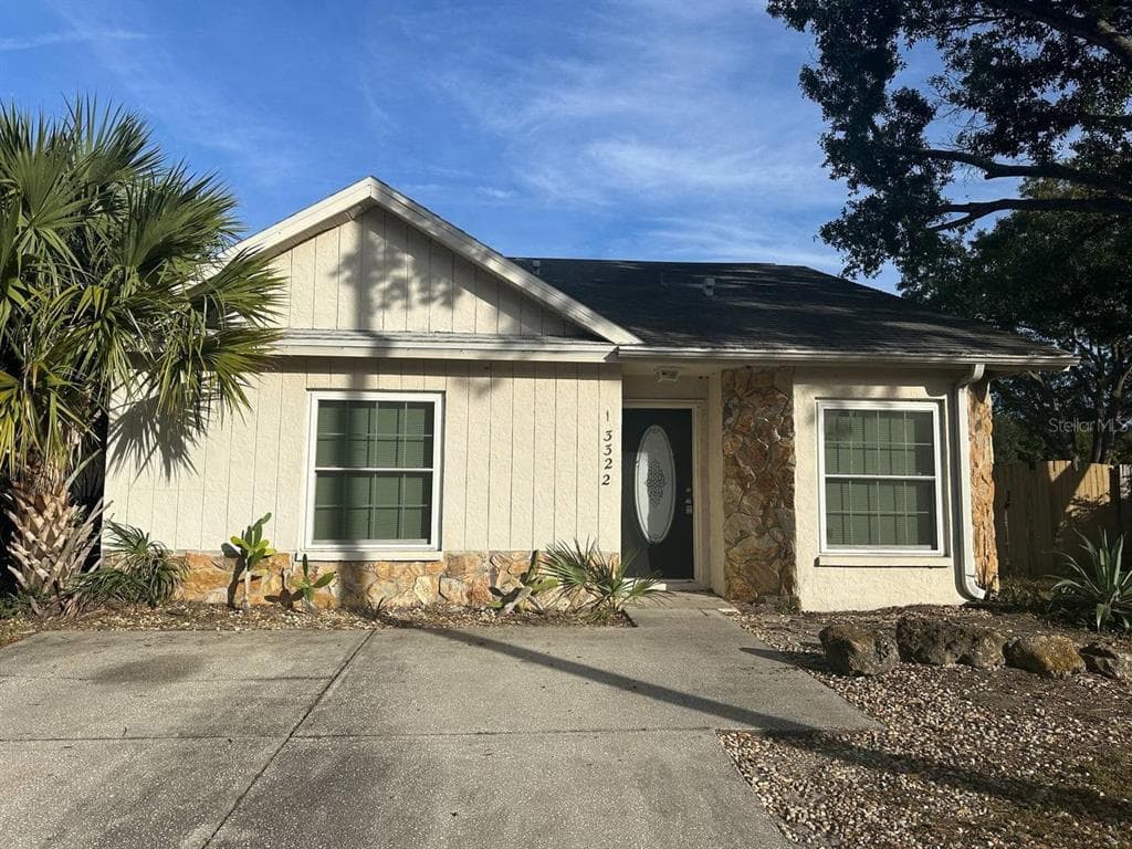 13322 LARAWAY DRIVE RIVERVIEW, FL 33579