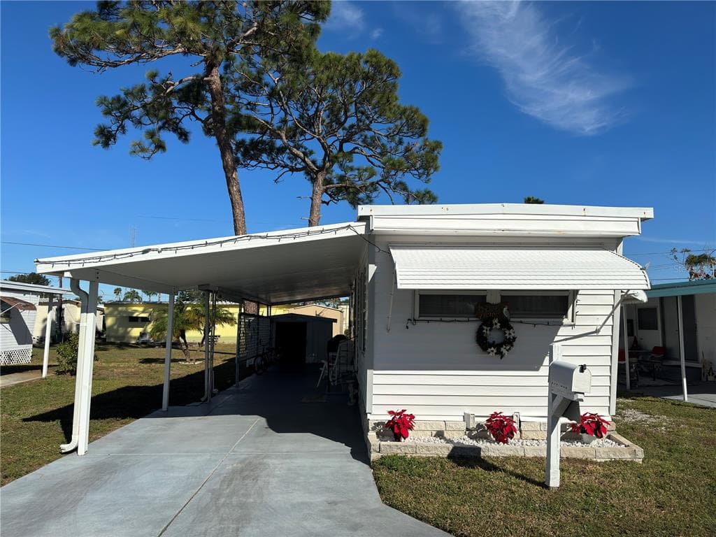 12674 SEMINOLE BOULEVARD UNIT C35 LARGO, FL 33778