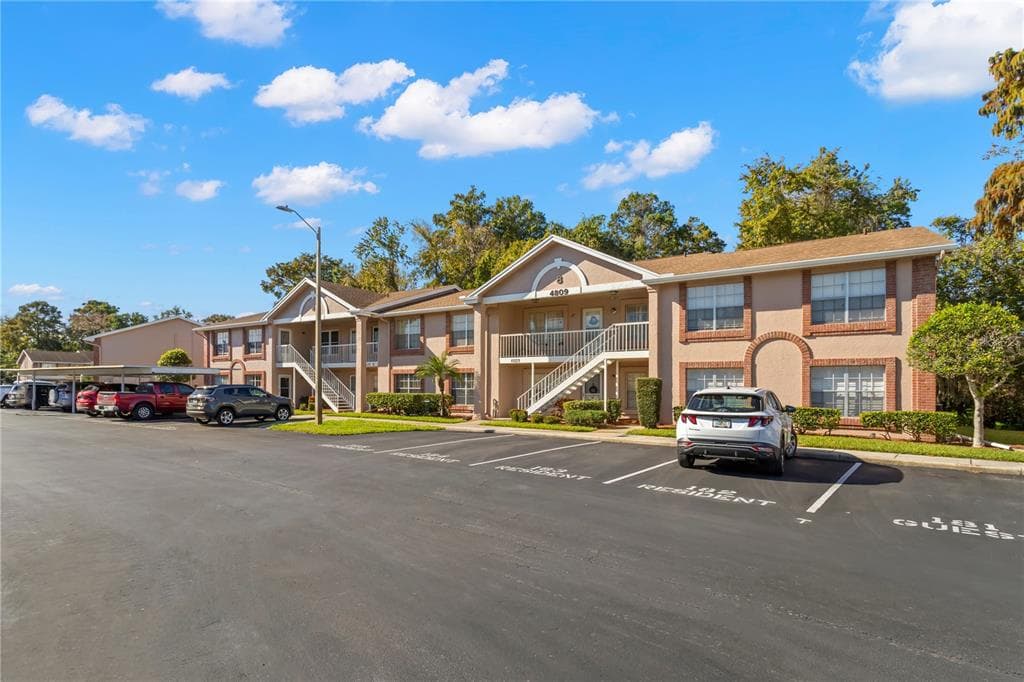 4809 MYRTLE OAK DRIVE UNIT 22 NEW PORT RICHEY, FL 34653