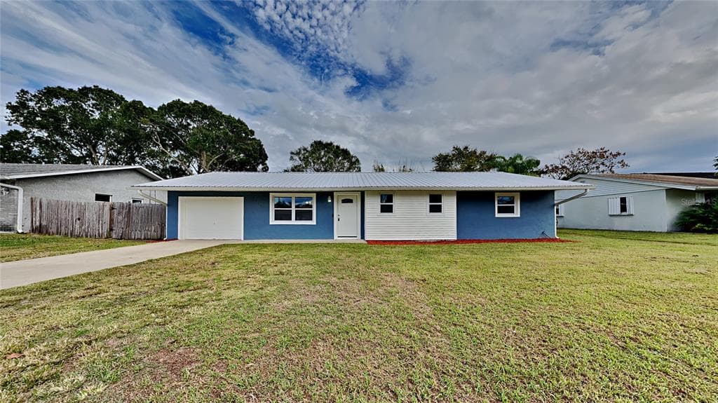 2215 SABAL PALM DRIVE EDGEWATER, FL 32141