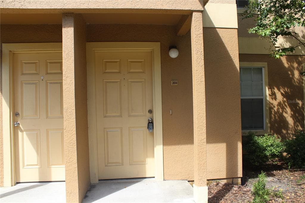 5914 WILLOW RIDGE DRIVE UNIT 203 ZEPHYRHILLS, FL 33541