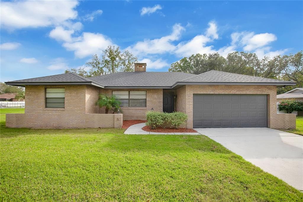 244 JENNY WAY LAKELAND, FL 33809
