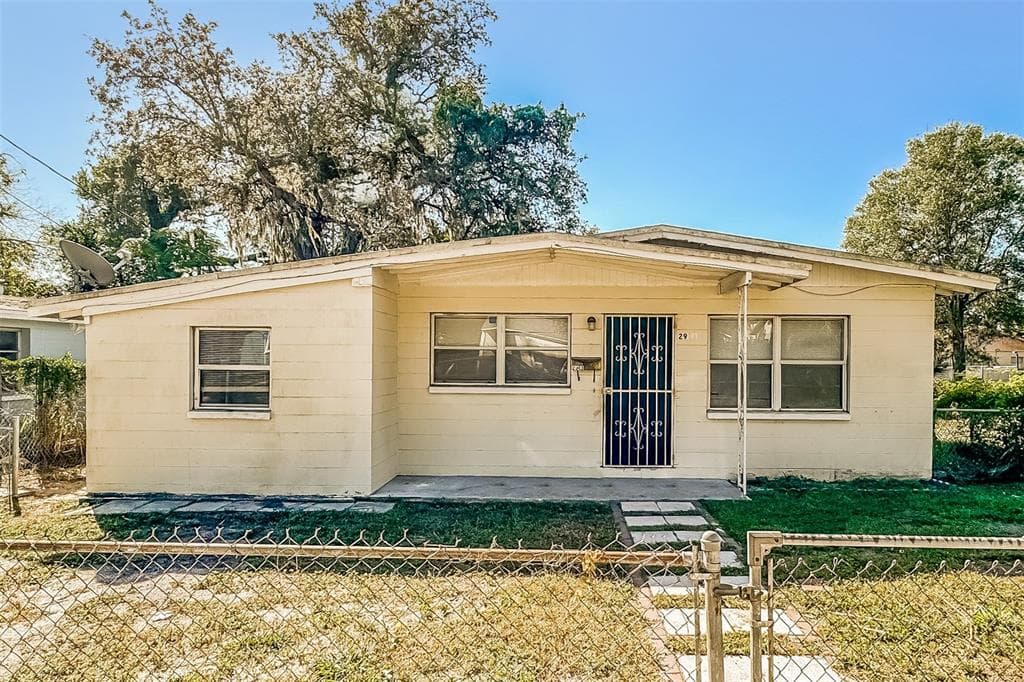 2911 E 23RD AVENUE TAMPA, FL 33605