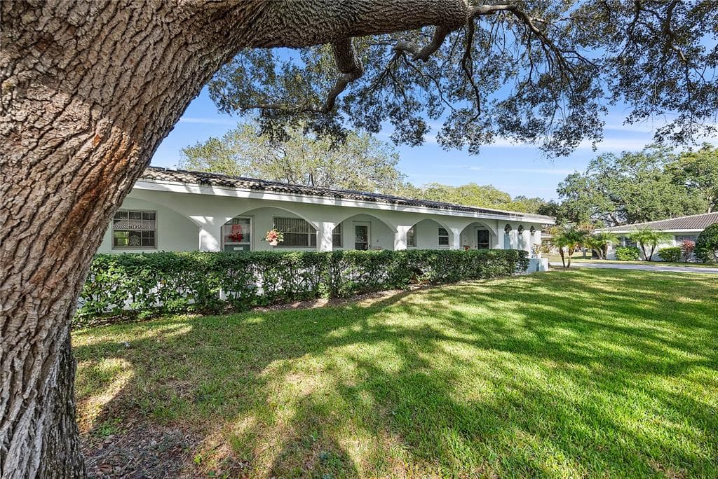 11200 102ND AVENUE UNIT 12 SEMINOLE, FL 33778
