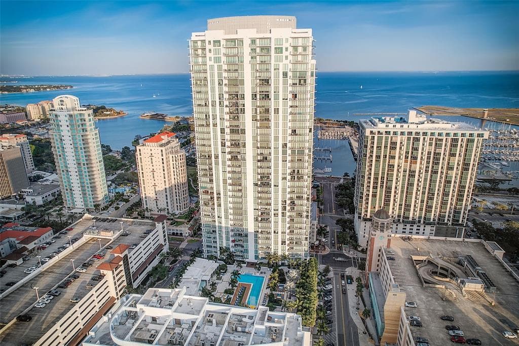 100 1ST AVENUE N UNIT 1906 ST PETERSBURG, FL 33701