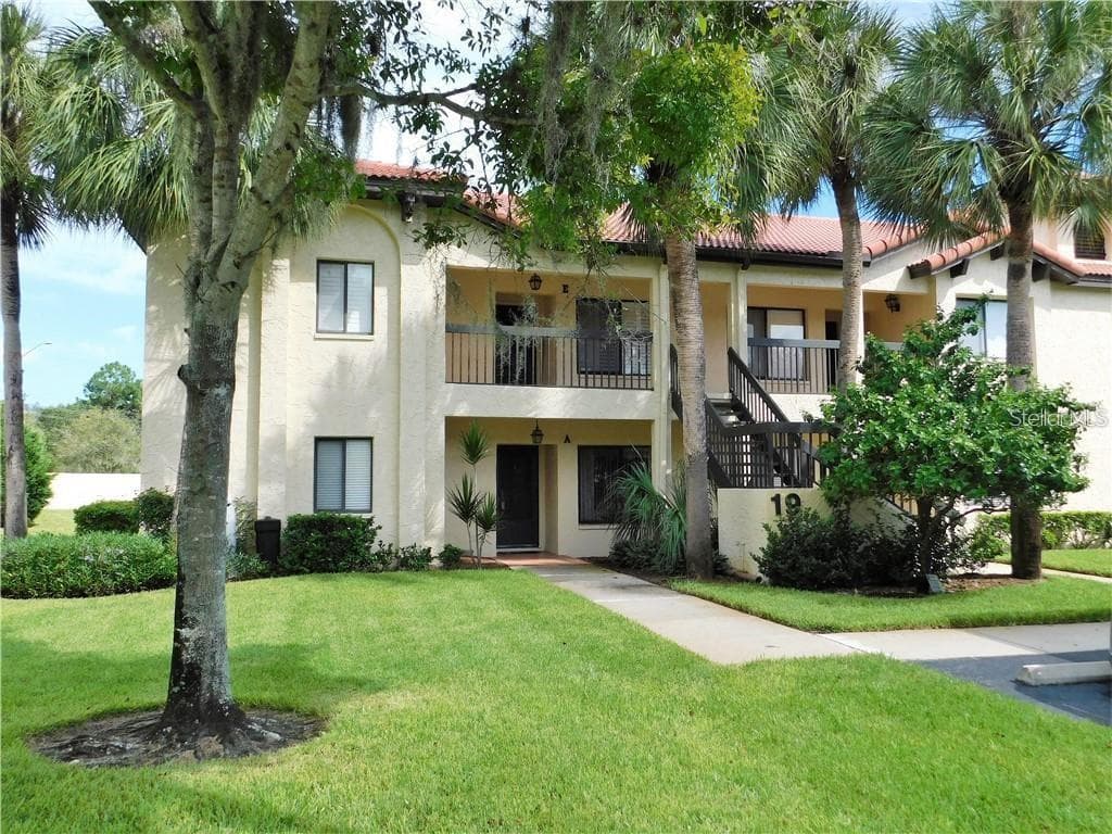 1801 E LAKE ROAD UNIT 19B PALM HARBOR, FL 34685