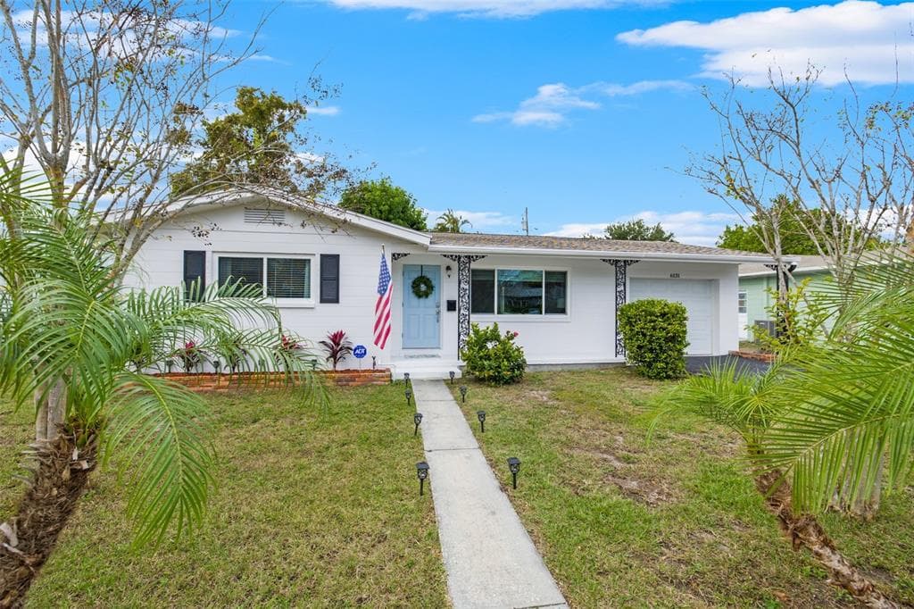 6131 4TH STREET S ST PETERSBURG, FL 33705