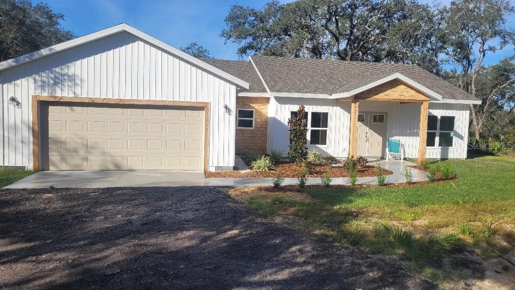 1050 CAPPS ROAD LAKE WALES, FL 33898