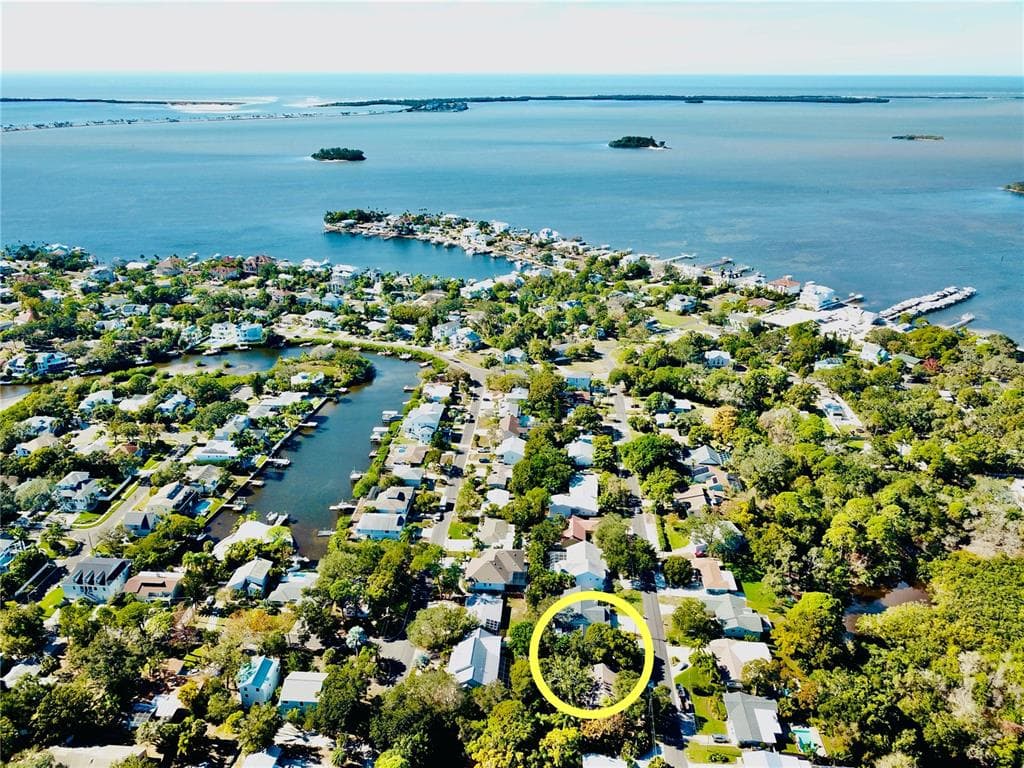 321 RIDGE ROAD PALM HARBOR, FL 34683