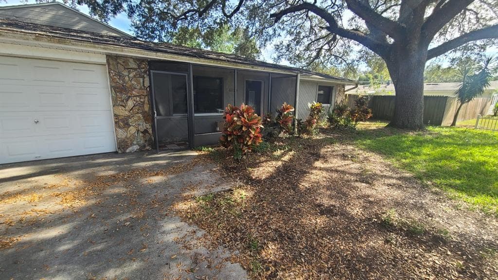 6124 11TH STREET ZEPHYRHILLS, FL 33542