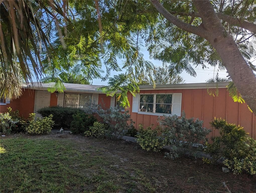 3596 HARBOR BOULEVARD PORT CHARLOTTE, FL 33952