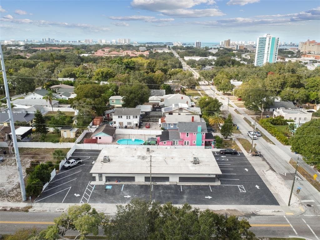 602 S MARTIN LUTHER KING JR AVENUE