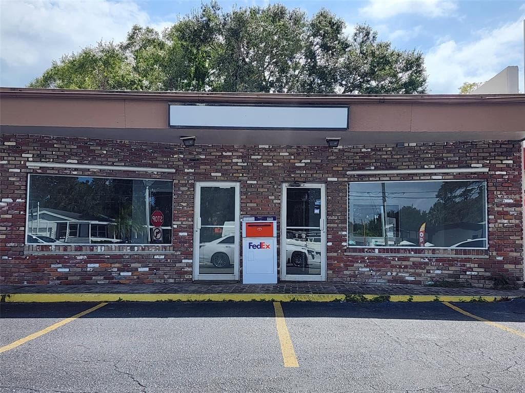 5142 GULFPORT BOULEVARD S GULFPORT, FL 33707