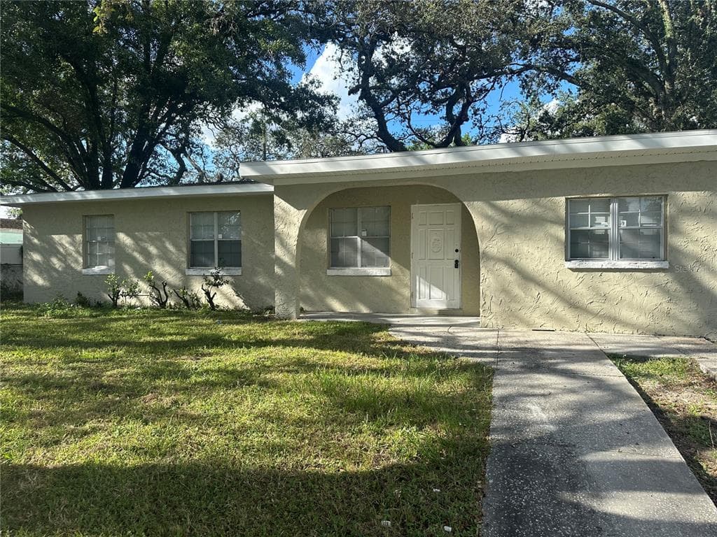4414 BASS STREET TAMPA, FL 33617