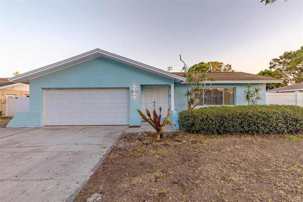 12060 92ND AVENUE SEMINOLE, FL 33772