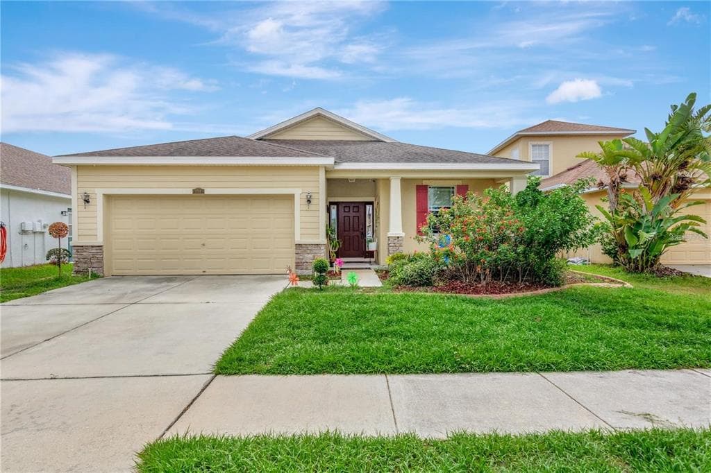 1748 BONITA BLUFF COURT