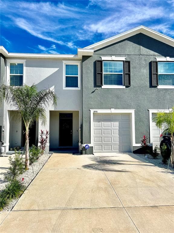 2890 FLOWERING MOSS RUN WESLEY CHAPEL, FL 33543