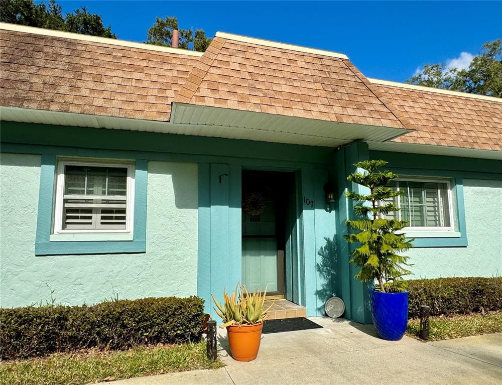 100 CLYDE LANE UNIT 107 DUNEDIN, FL 34698