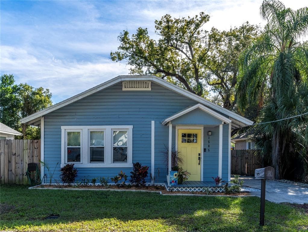 1505 E CAYUGA STREET TAMPA, FL 33610