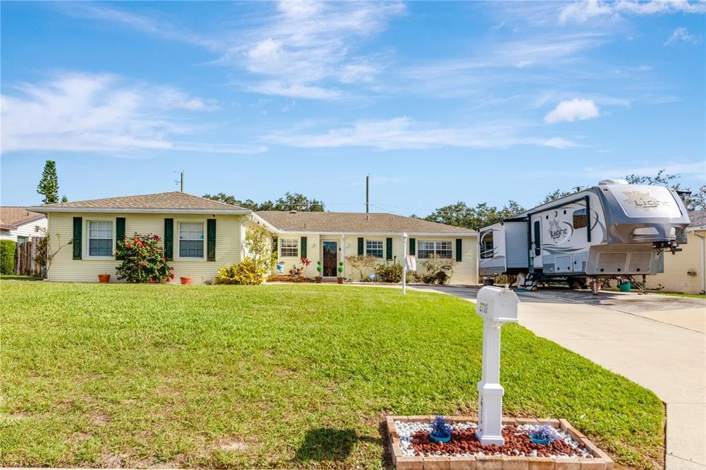 2710 GRAND VIEW PLACE BRANDON, FL 33511