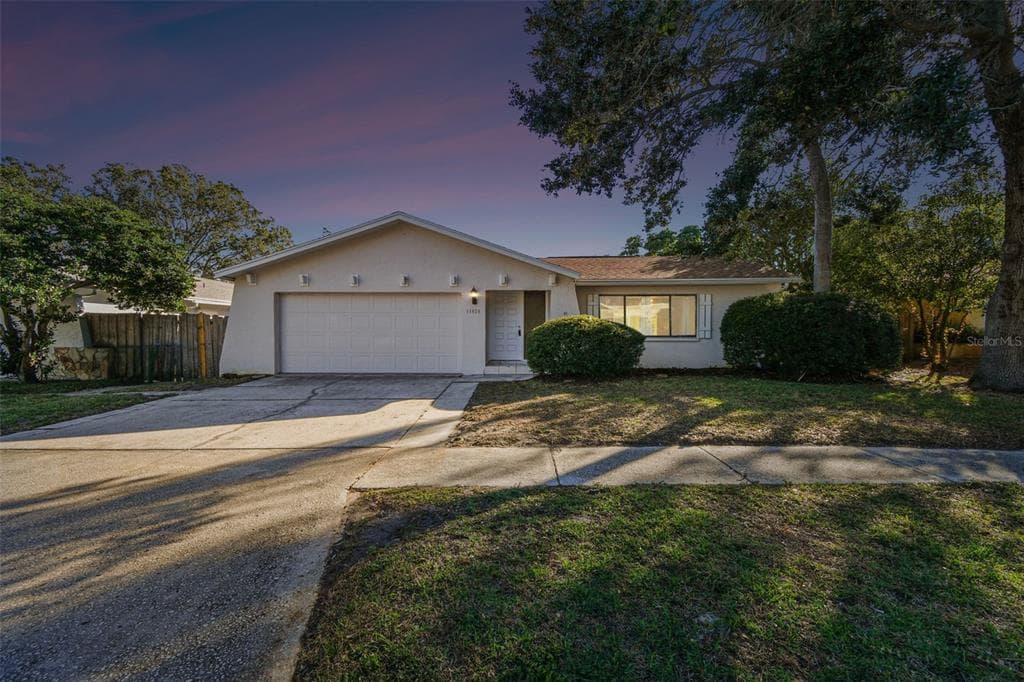 11424 102ND COURT SEMINOLE, FL 33778