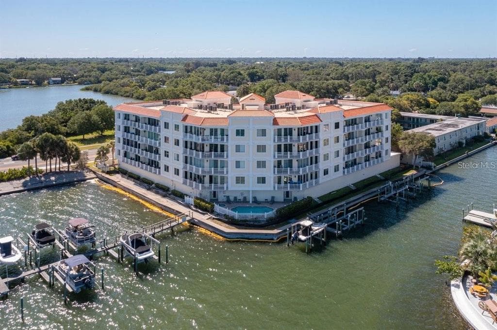 1860 N FORT HARRISON AVENUE UNIT 306 CLEARWATER, FL 33755