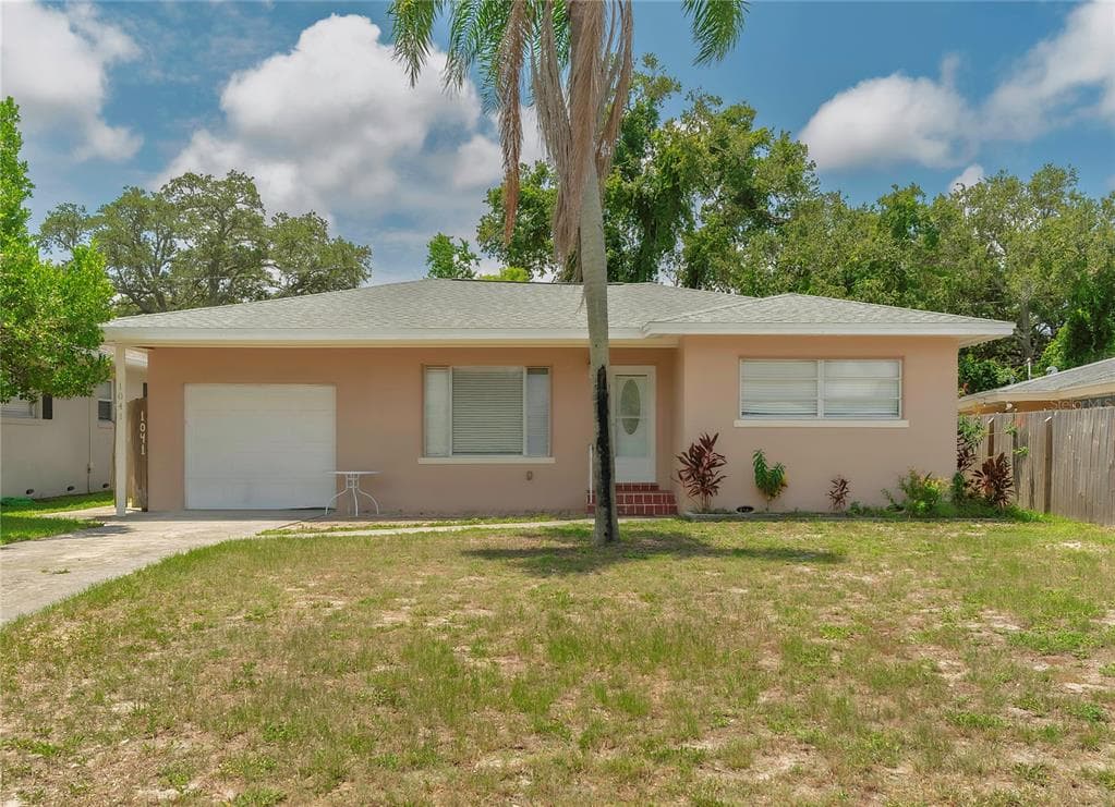1041 COMMODORE STREET CLEARWATER, FL 33755
