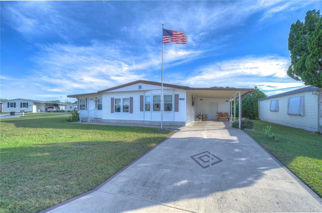 4928 BLANCO DRIVE ZEPHYRHILLS, FL 33541