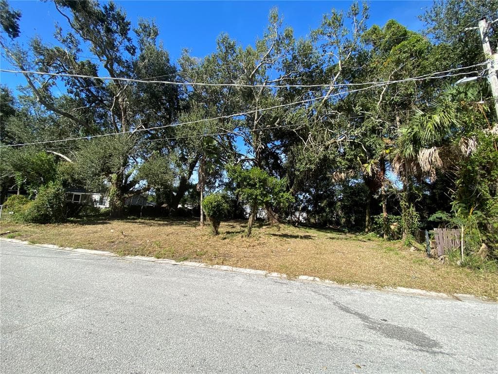 4303 CRAGMONT DRIVE TAMPA, FL 33610