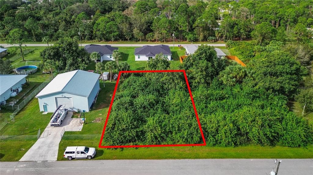 6015 JADESTONE AVENUE FORT MYERS, FL 33905