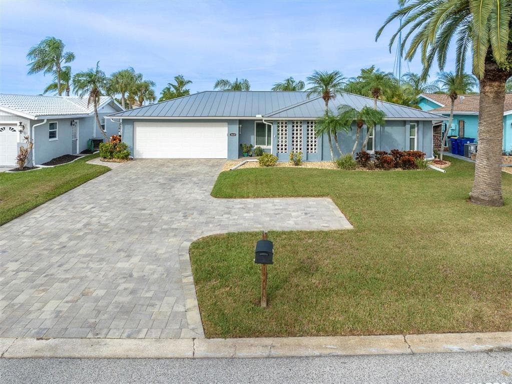 3619 FLORAMAR TERRACE NEW PORT RICHEY, FL 34652