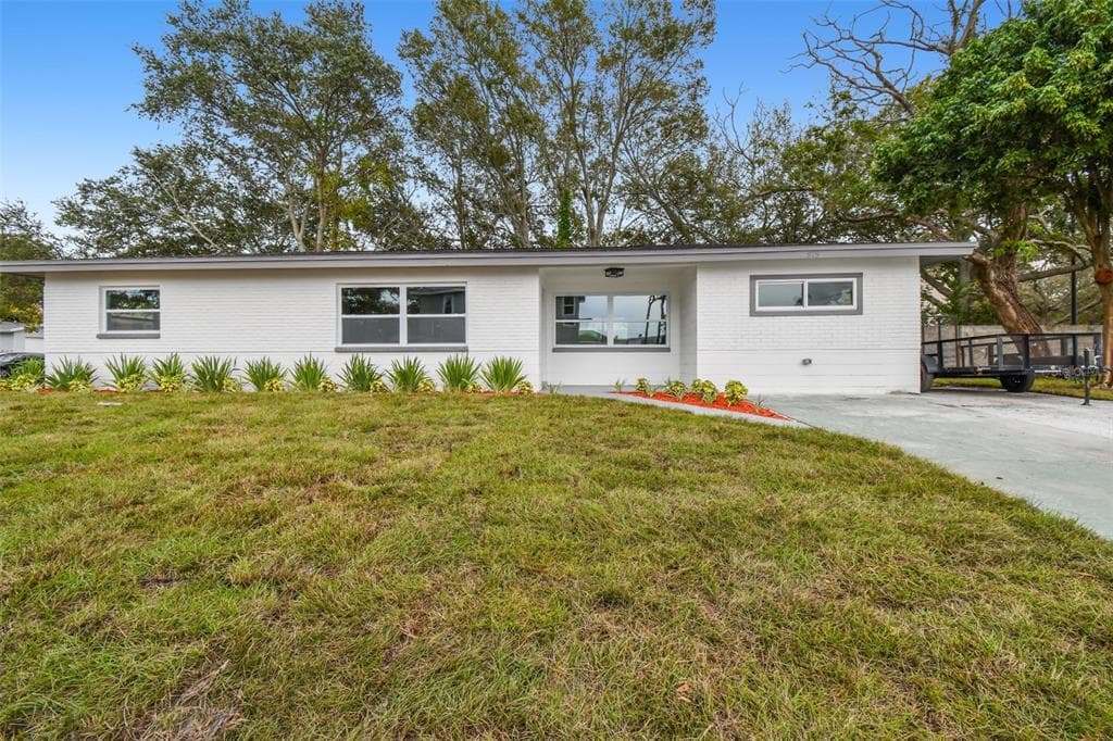 975 50TH STREET N ST PETERSBURG, FL 33710