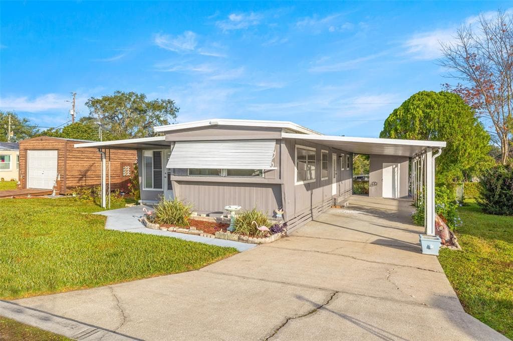 37741 NEWAL AVENUE ZEPHYRHILLS, FL 33542